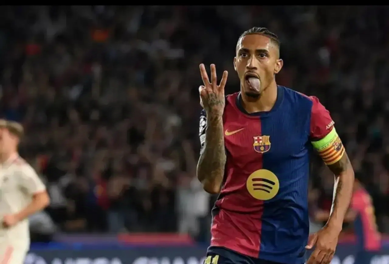 包含拜仁慕尼黑国家队主力拉菲射门如麻，球队连胜再添三分的词条